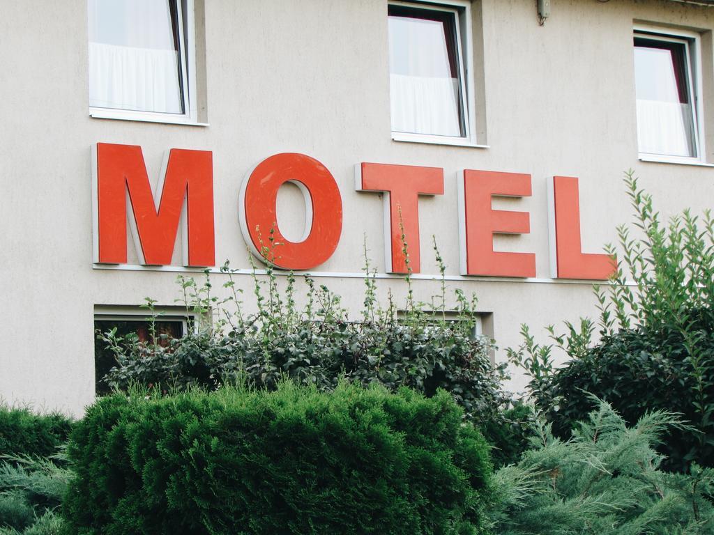 Panama Motel Székesfehérvár Exteriér fotografie